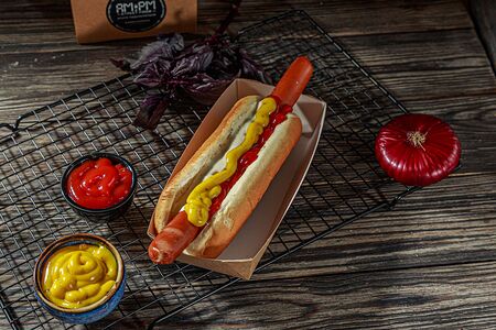 Классический хот-дог с говядиной