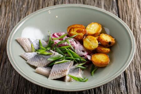 Сельдь с картофелем