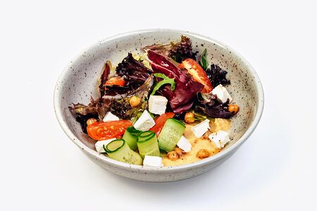 Салат с хумусом