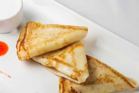 Блинчики со сметаной