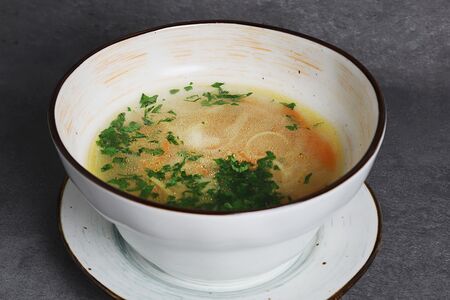 Суп из цыпленка с домашней лапшой