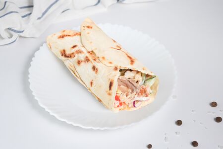 Шаверма в пите двойная