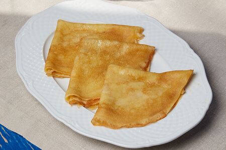 Блины со сметаной