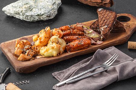 Плато тапас