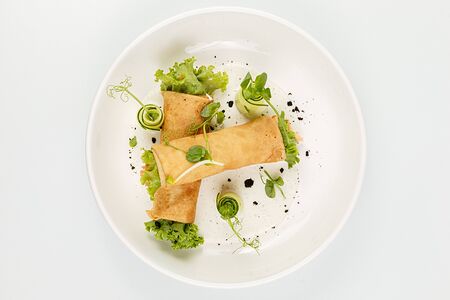 Крепы с лососем Гравлакс