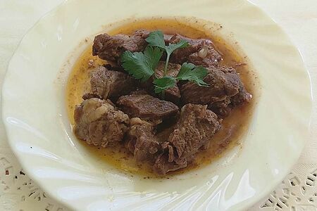 Гуляш из говядины