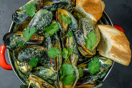 Мидии Карри-кокос