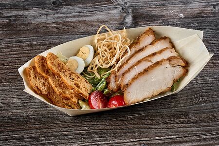 А-ля Цезарь с курицей с копченым сыром