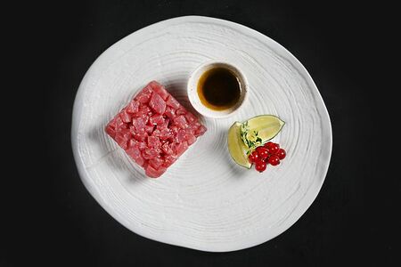 Тартар из тунца