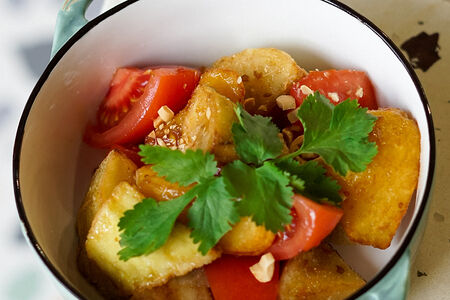 Салат с хрустящими баклажанами