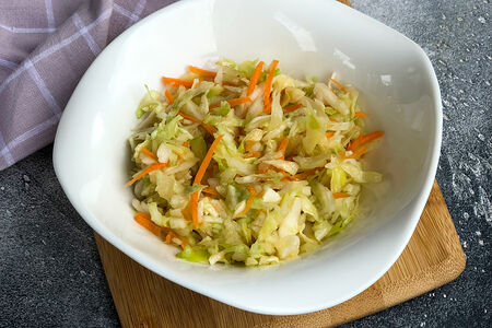 Салат из свежей капусты