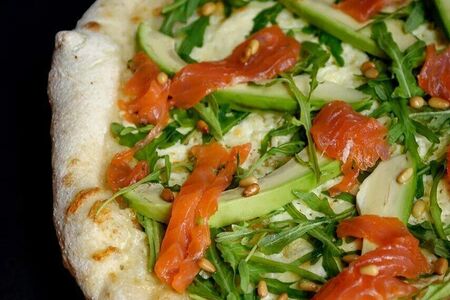 Лосось слабосоленый с авокадо