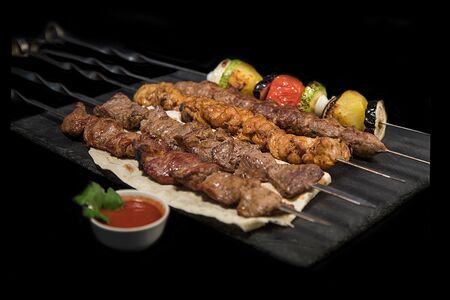 Ассорти из шашлыков
