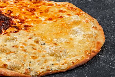 Пицца Четыре сыра