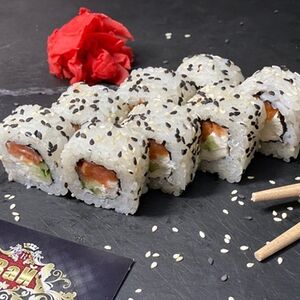 Лосось в кунжуте