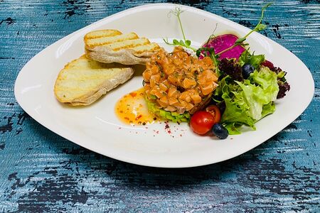 Тартар из лосося