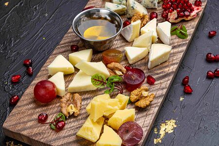 Фермерские сыры местного производства