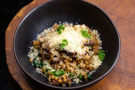 Птитим с томленой говядиной