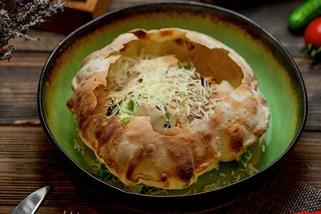 Цезарь с курицей