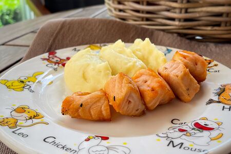 Шашлычок из филе лосося