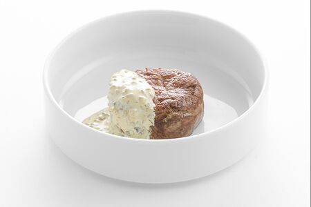 Филе-миньон с грибным соусом