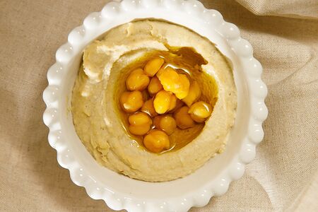 Хумус классический со свежими овощами