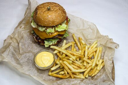 Бургер с креветками