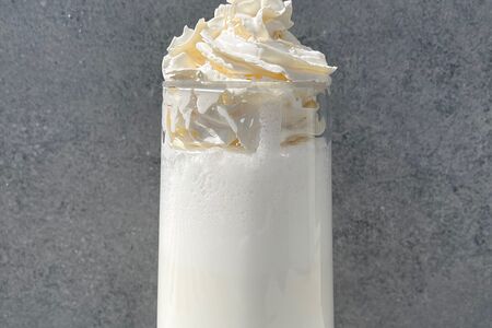 Молочный коктейль банановый