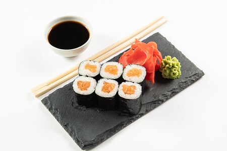 Маки лосось