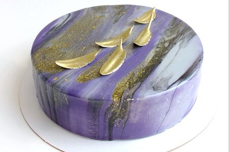 Муссовый торт с шоколадными пёрышками Кофе-банан 