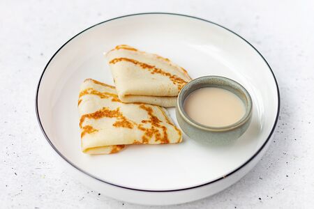 Блинчики со сгущенным молоком