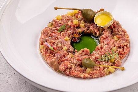 Тартар из мраморной говядины