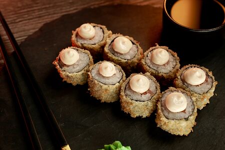 Жареный Маки с лососем