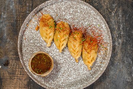 Гёдза со свининой и говядиной