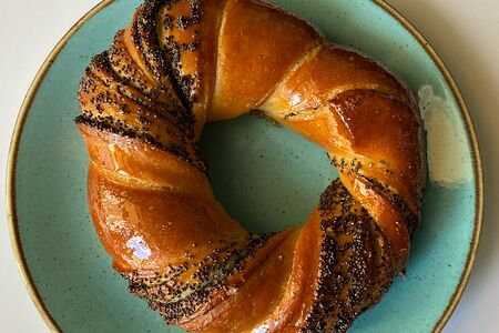 Бриошь с маком