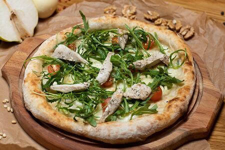 Пицца с курицей