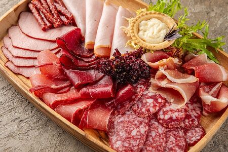 Мясное ассорти