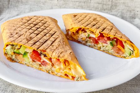 Шаверма в сырном лаваше Классическая