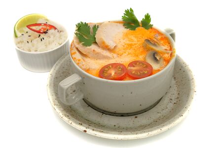 Суп Том Ям с курицей