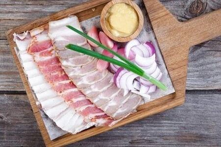 Ассорти из домашнего сала