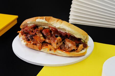 Булка с курицей