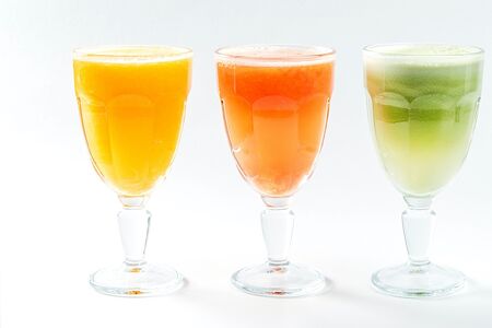 Свежевыжатый морковный сок