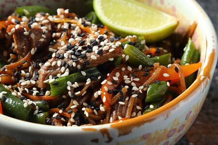 Гречневая лапша с говядиной