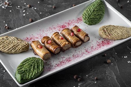 Рулетики из баклажанов