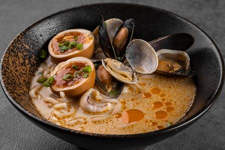 Рамен с морепродуктами