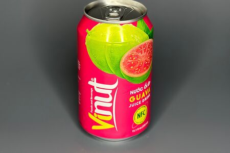 Вьетнамский напиток Vinut с гуавой