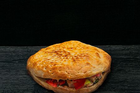 Большая шаурма в тандыре с курицей