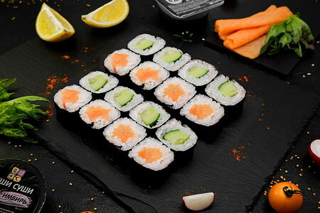 Комбо с копченым лососем и огурцом