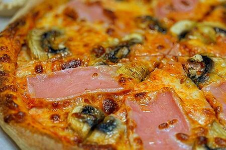 Ветчина и грибы