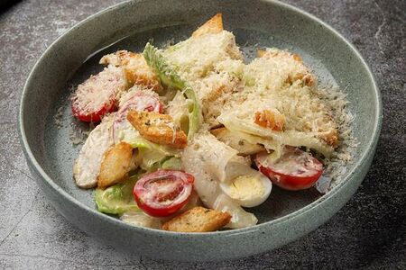 Цезарь с курицей